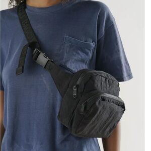 BAGGU Black Crossbody Bag